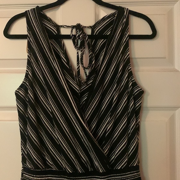 Democracy Black and White Jumpsuit Size Medium - Picture 2 of 6
